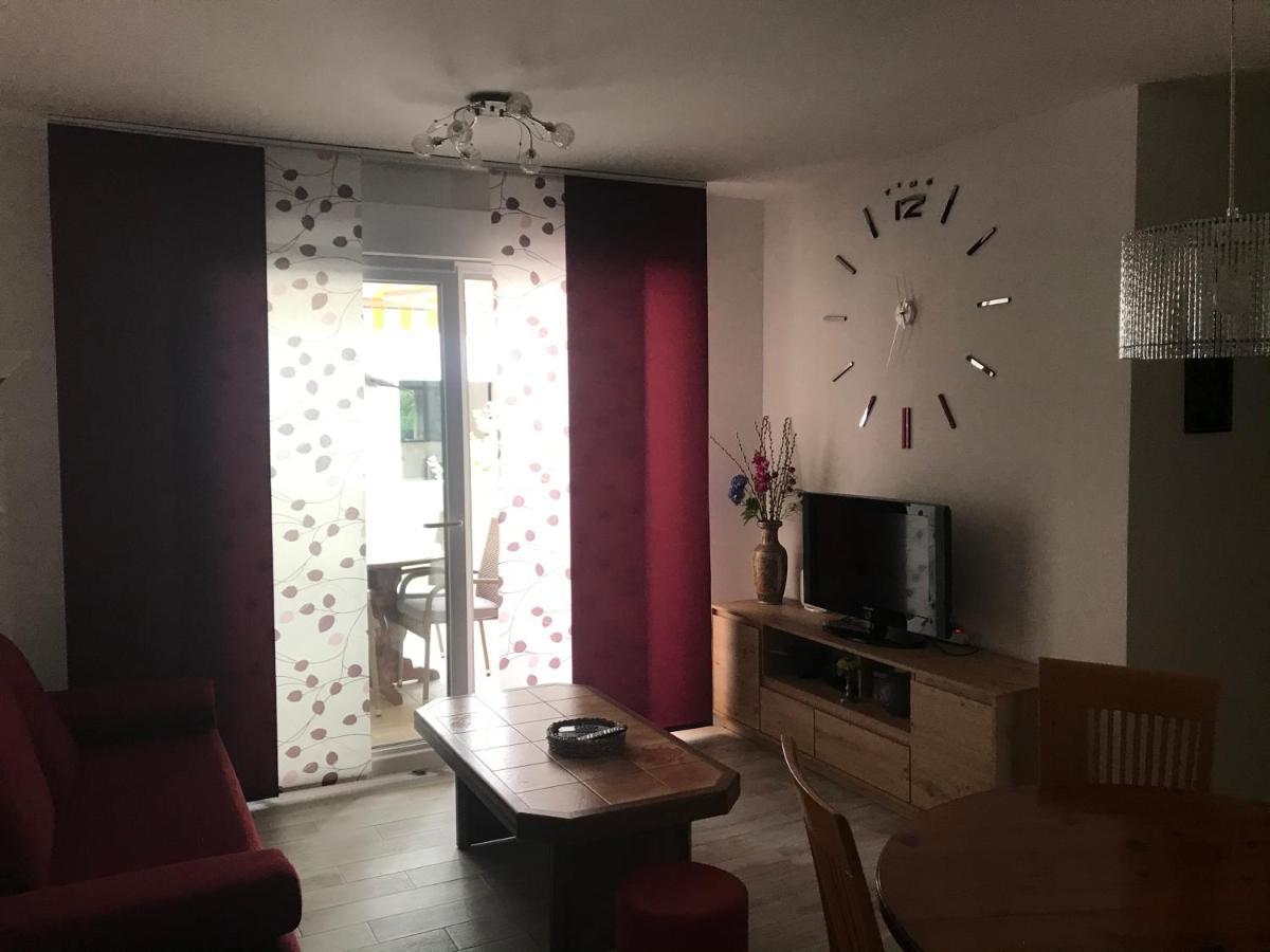 Priko Cetine Apartment Omis Bagian luar foto