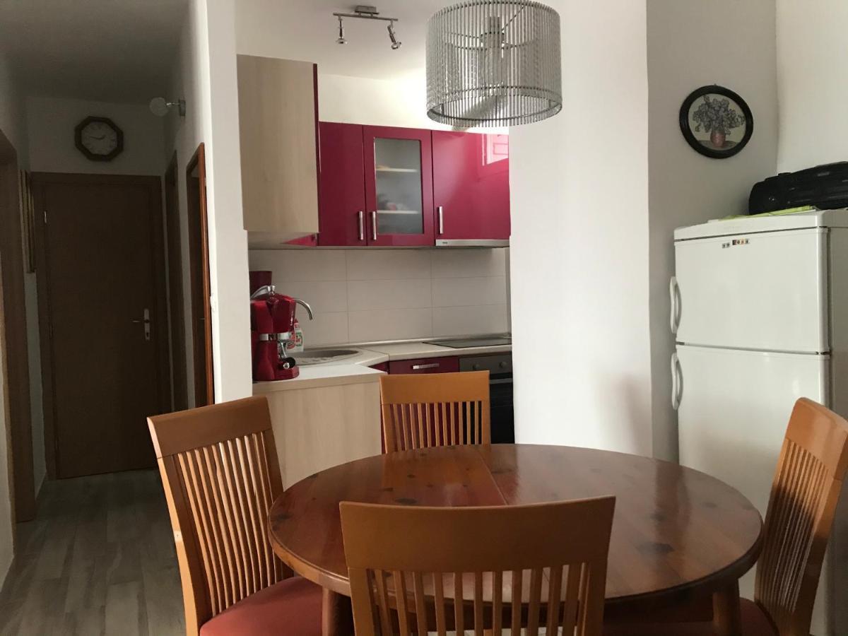 Priko Cetine Apartment Omis Bagian luar foto